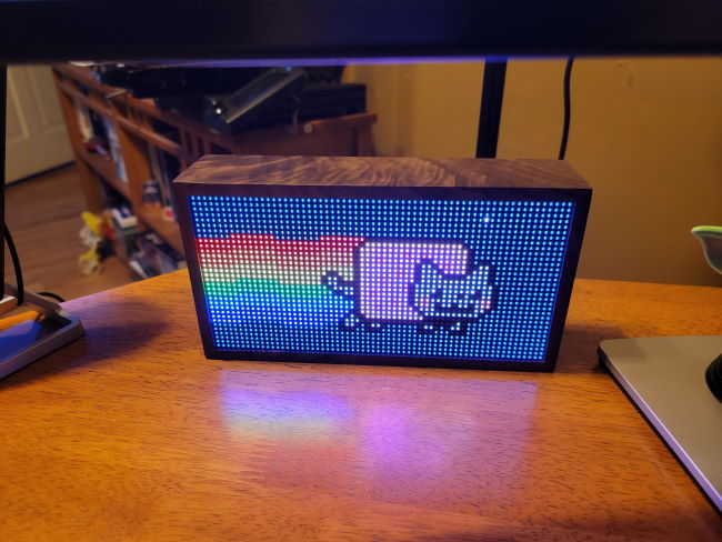 Nyan cat on Tidbyt